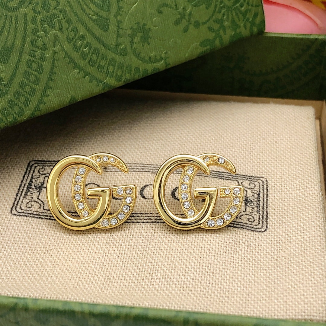 Fashionable diamond patchwork earrings