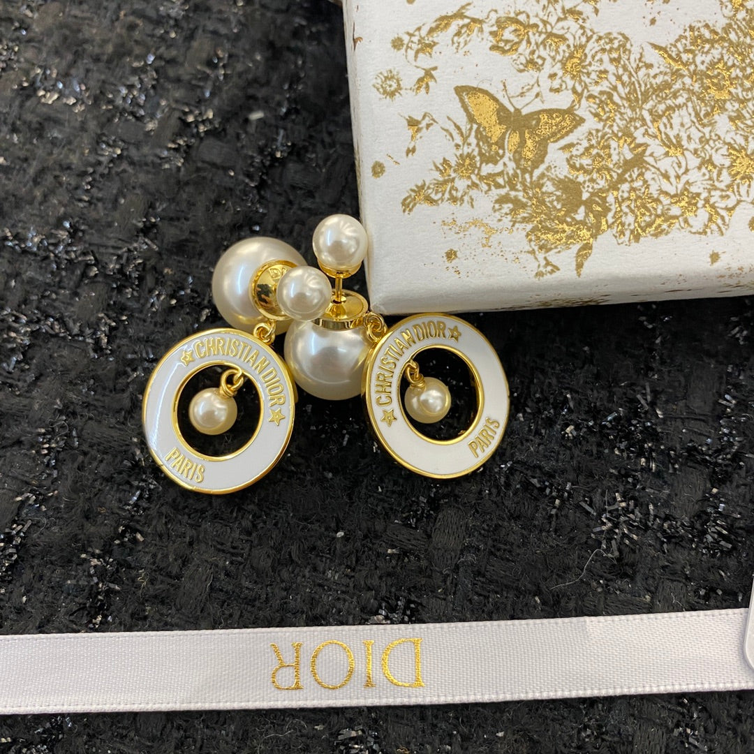 Elegant Pearl Pendant Earrings