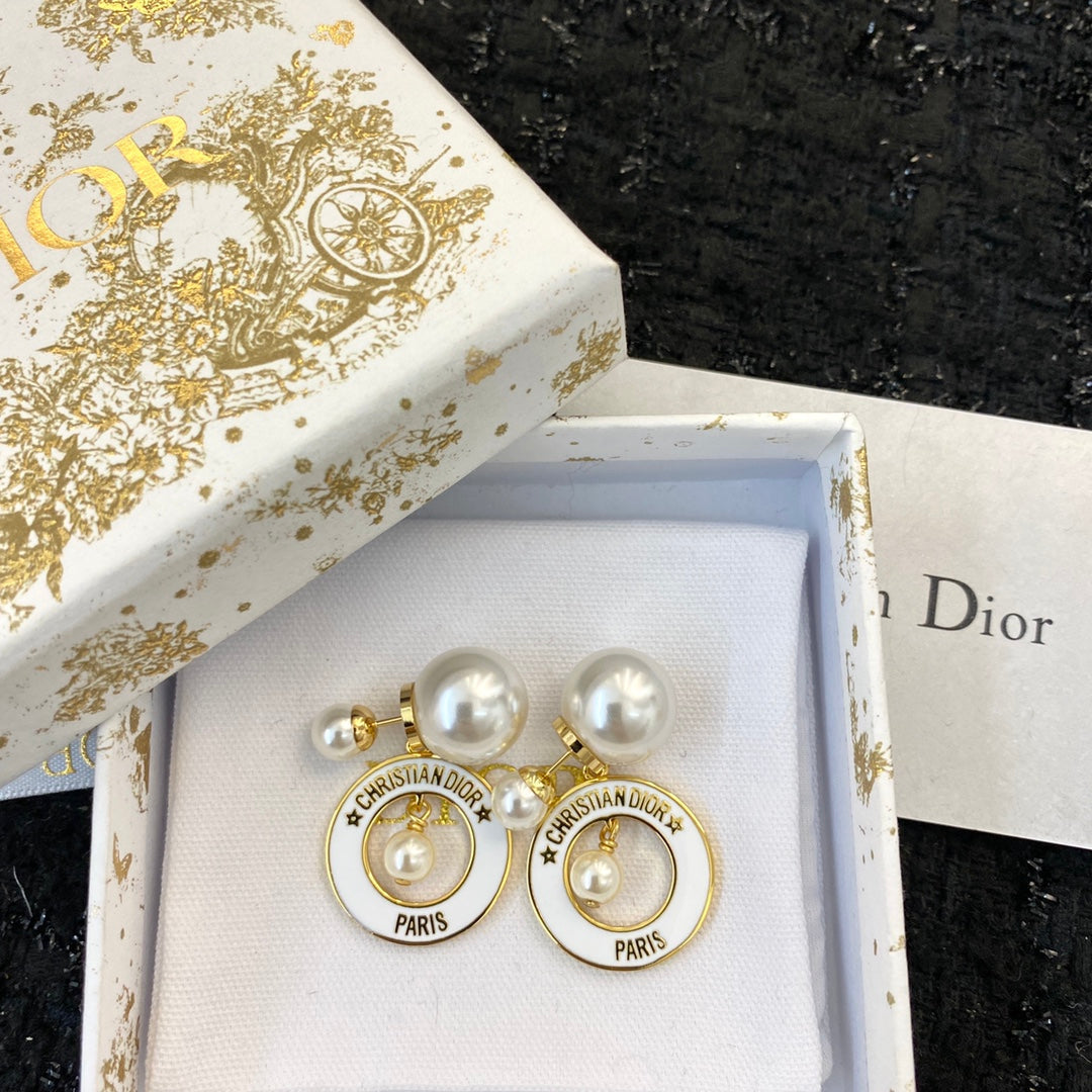 Elegant Pearl Pendant Earrings