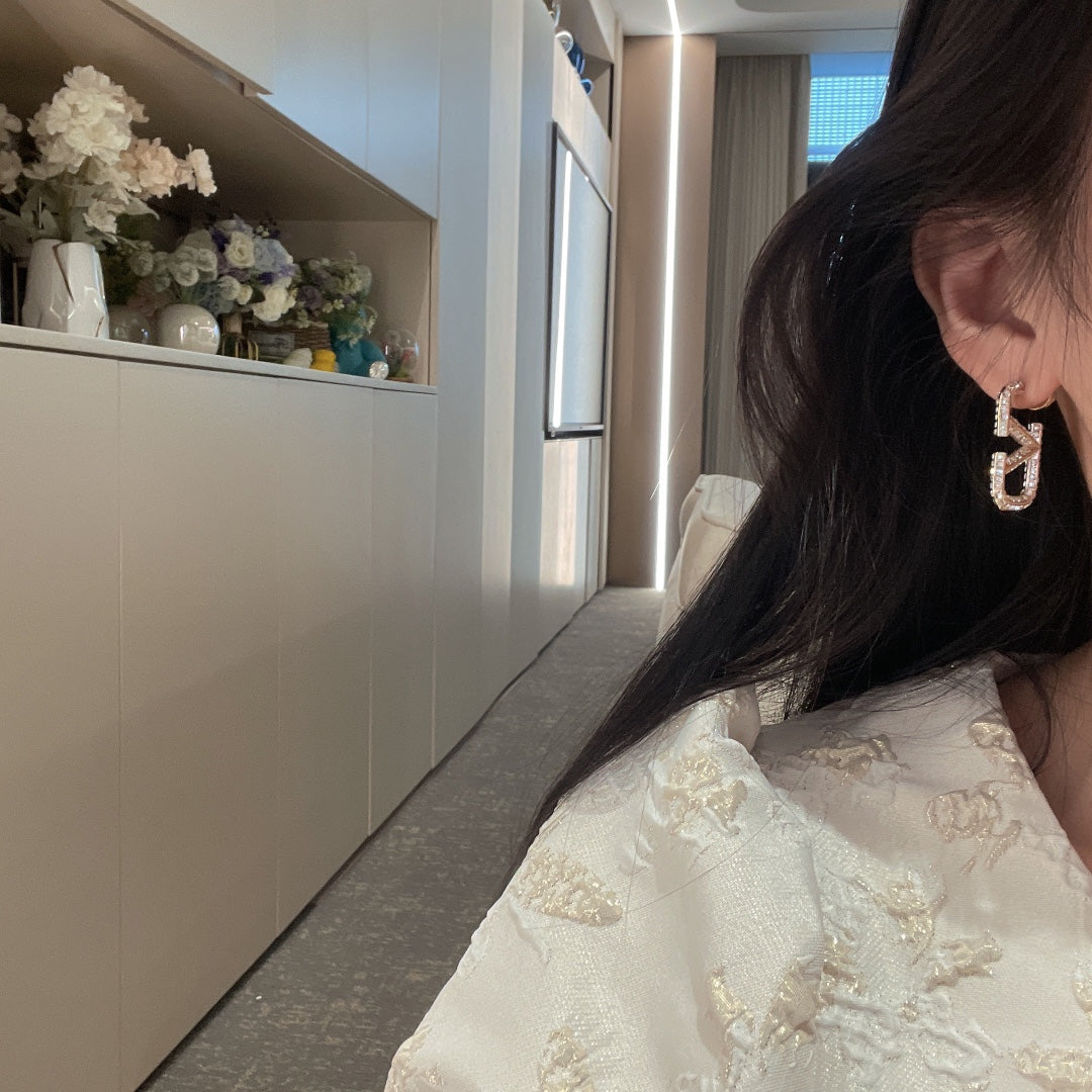 Earrings with Crystals