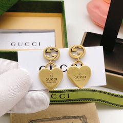 Heart-engraved Earrings