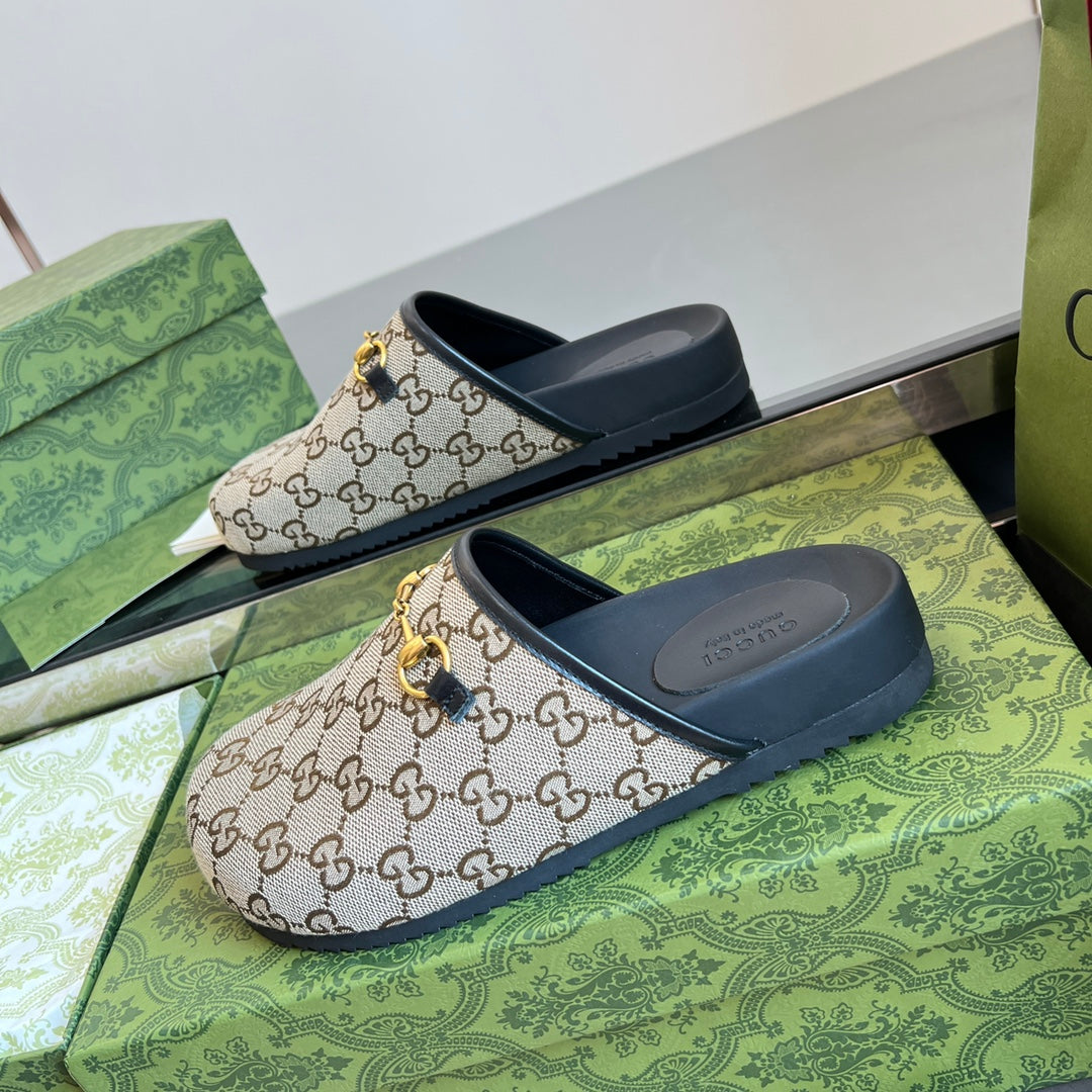 Classic unisex half-covered shoe