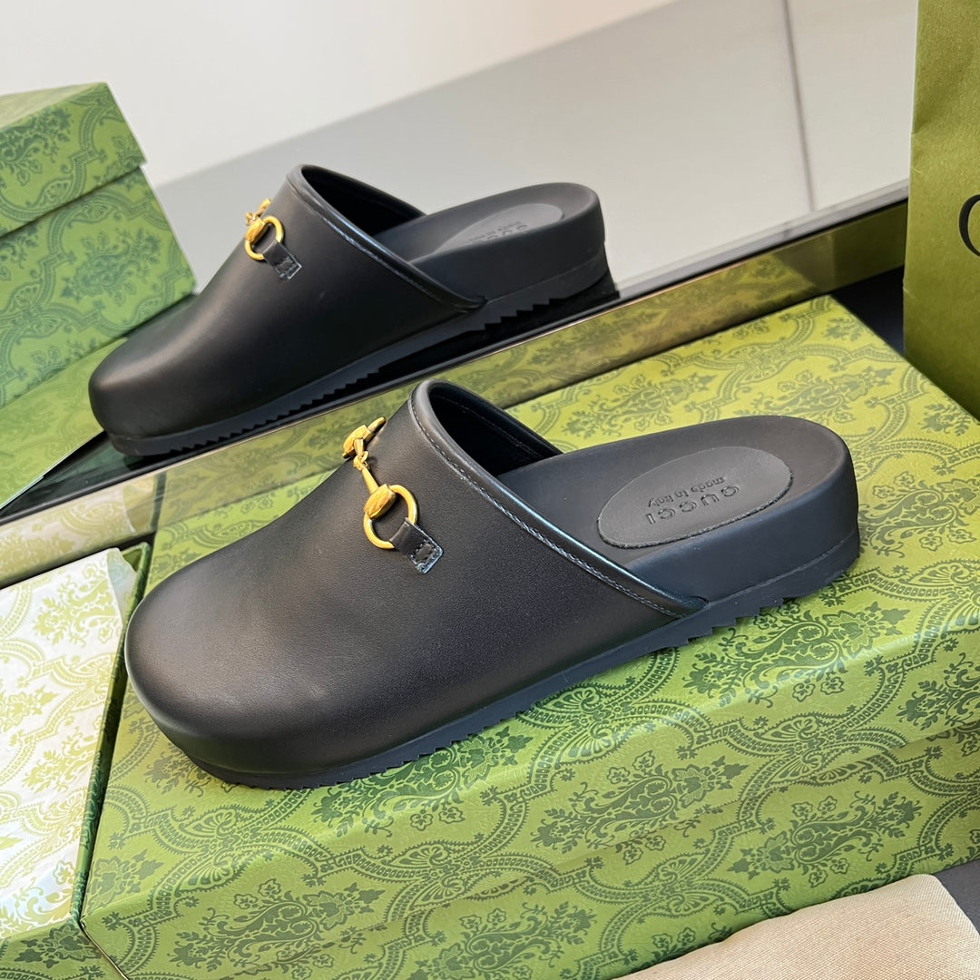 Classic unisex half-covered shoe