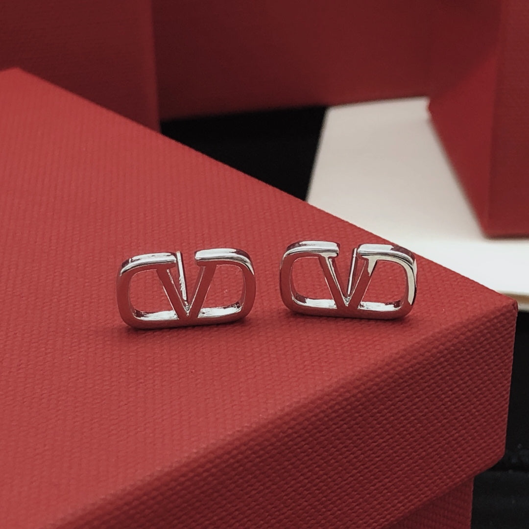 Fashionable Mini Stud Earrings