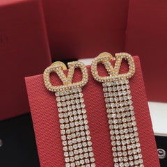 Fashionable Diamond Tassel Earrings