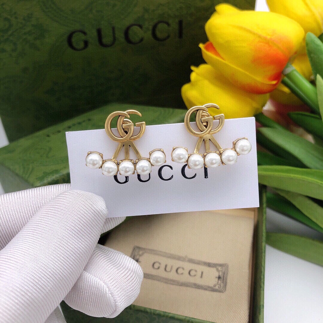 Pearl Hoop Scallop Earrings