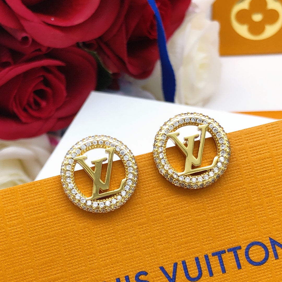Round Diamond Earrings