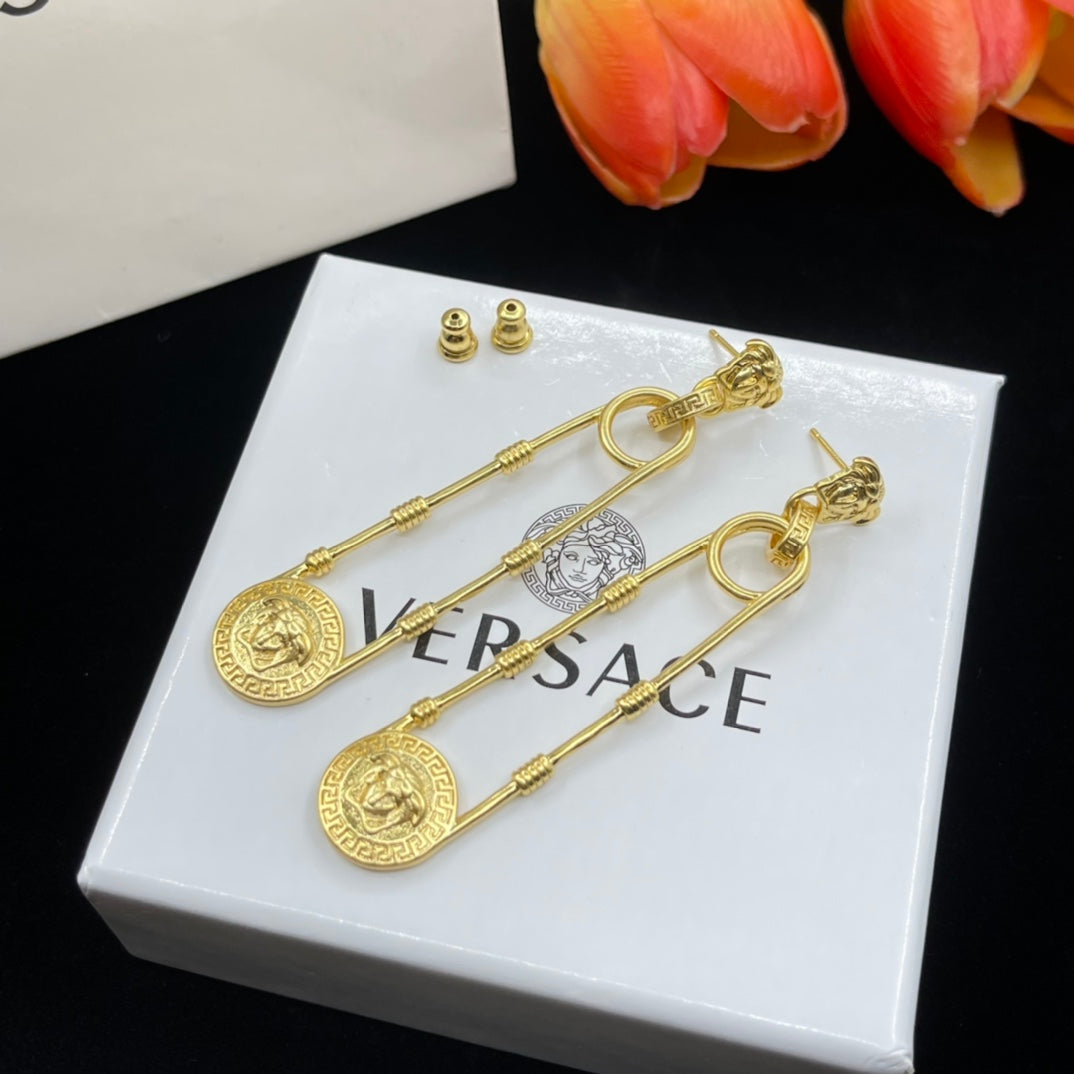 Avatar Paperclip Long Earrings