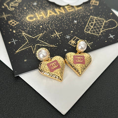Heart-shaped Pendant Pearl Earrings