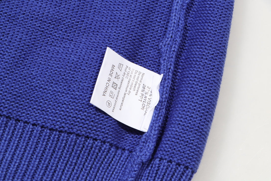 Knitted cashmere sweatshirt