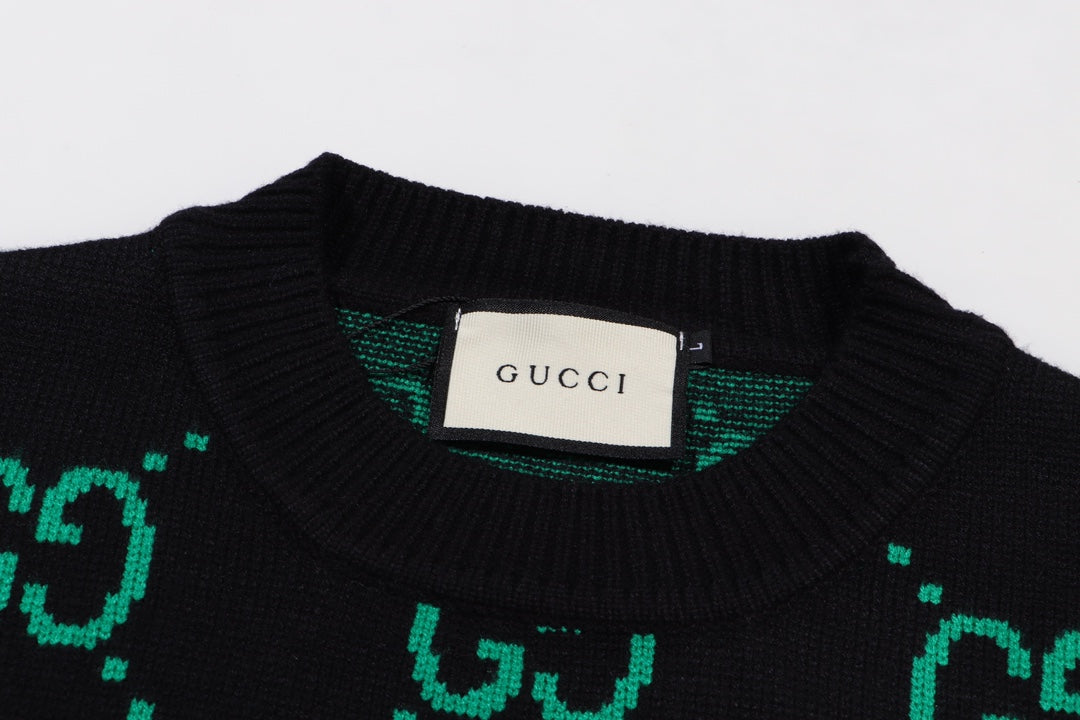 Knitted cashmere sweatshirt