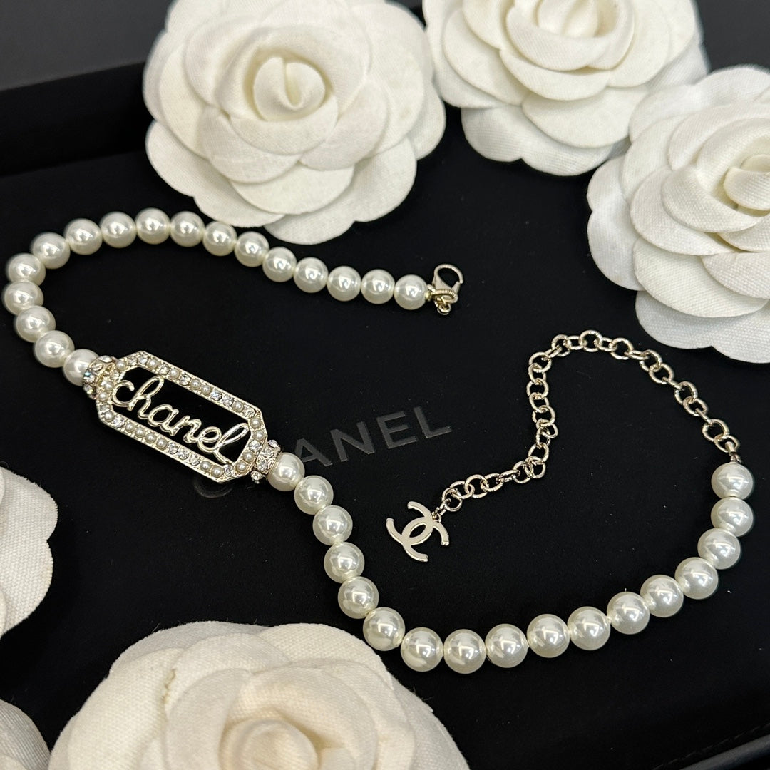 Diamond and pearl necklace