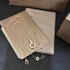 Openwork mother-of-pearl elements & diamond necklace