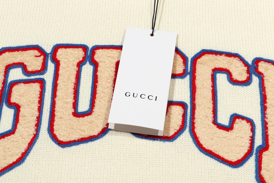 Knitted embroidered cashmere sweatshirt