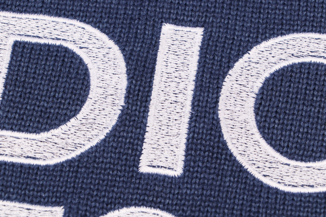Knitted embroidered cashmere sweatshirt