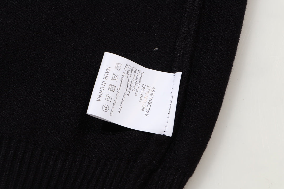 Zippered knitted cashmere sweatshirt