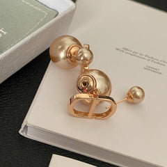 Elegant Fashion Pearl  Earrings