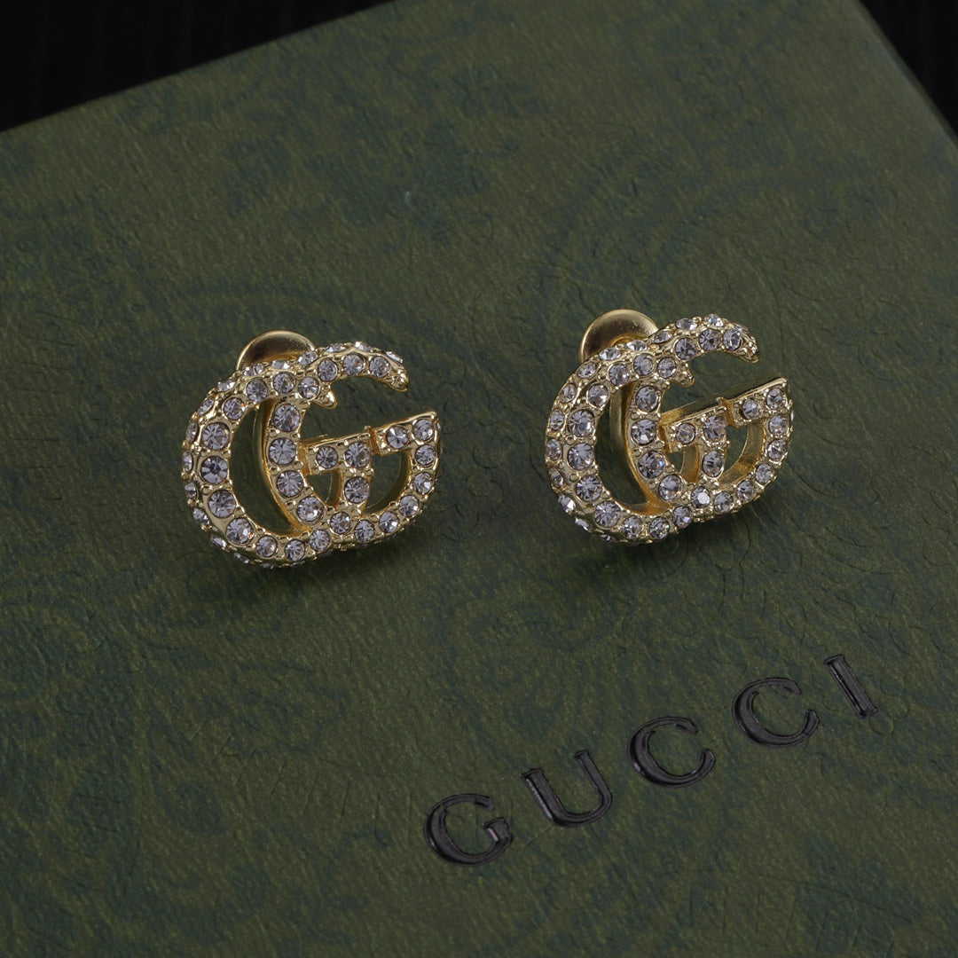 Classic versatile full diamond stud earrings
