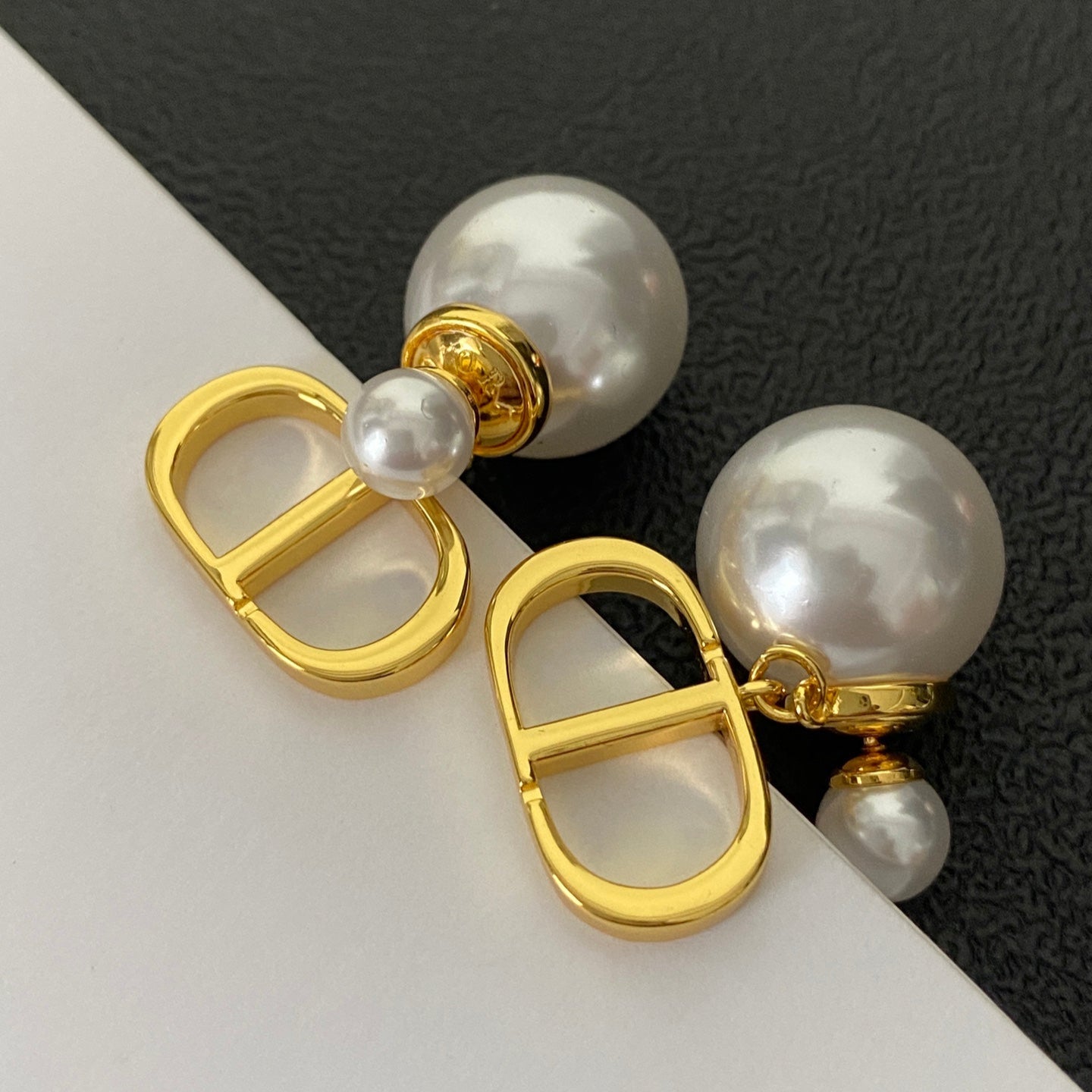 Elegant Fashion Pearl  Earrings