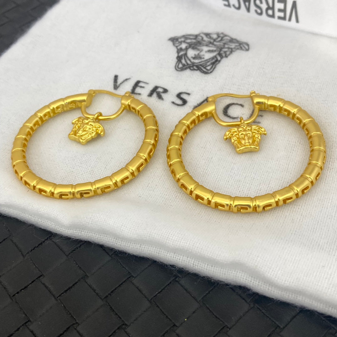 Stylish Avatar Hoop Earrings