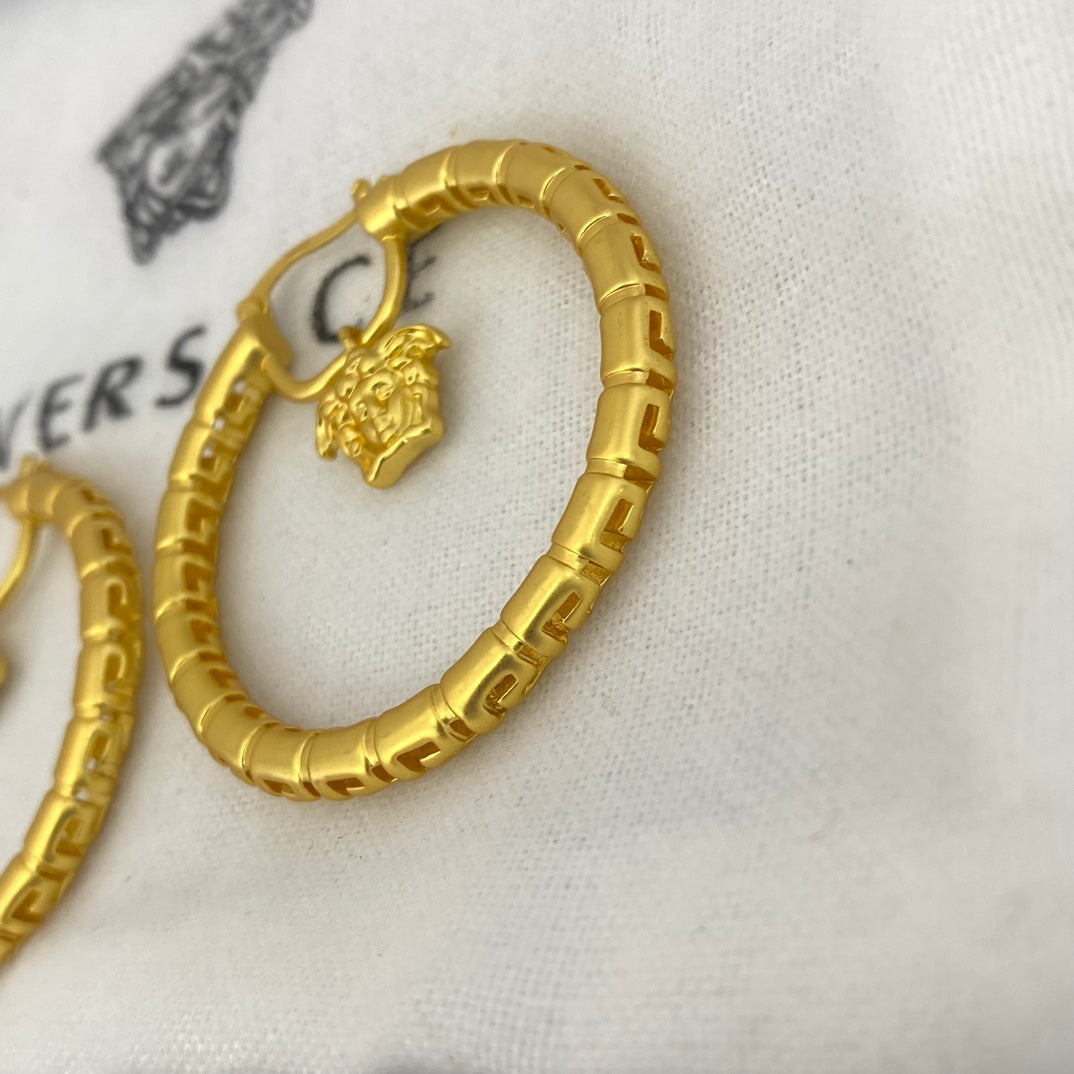 Stylish Avatar Hoop Earrings