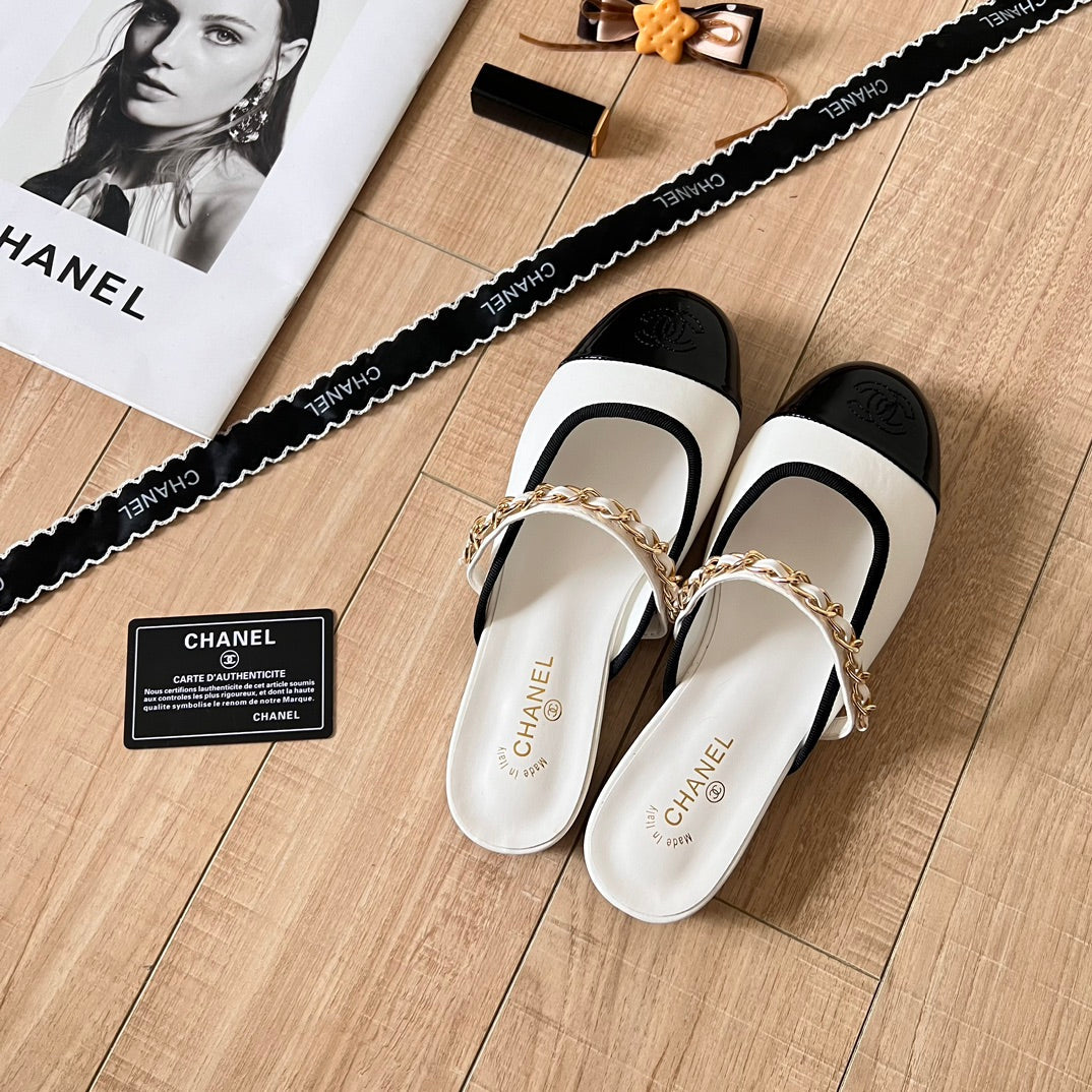 Elegant chain-strap half-covered Mary Janes