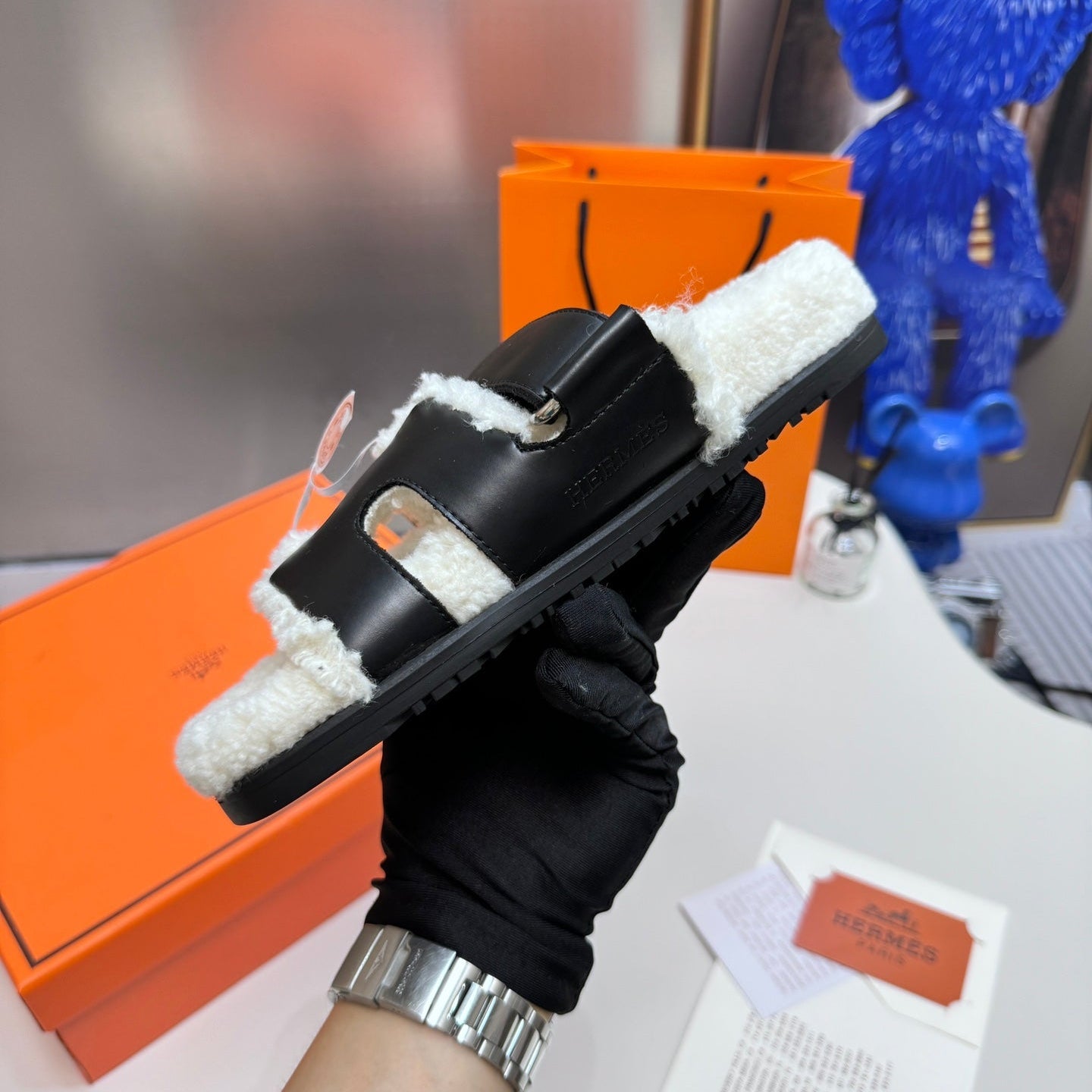 Stylish Velcro wool slippers