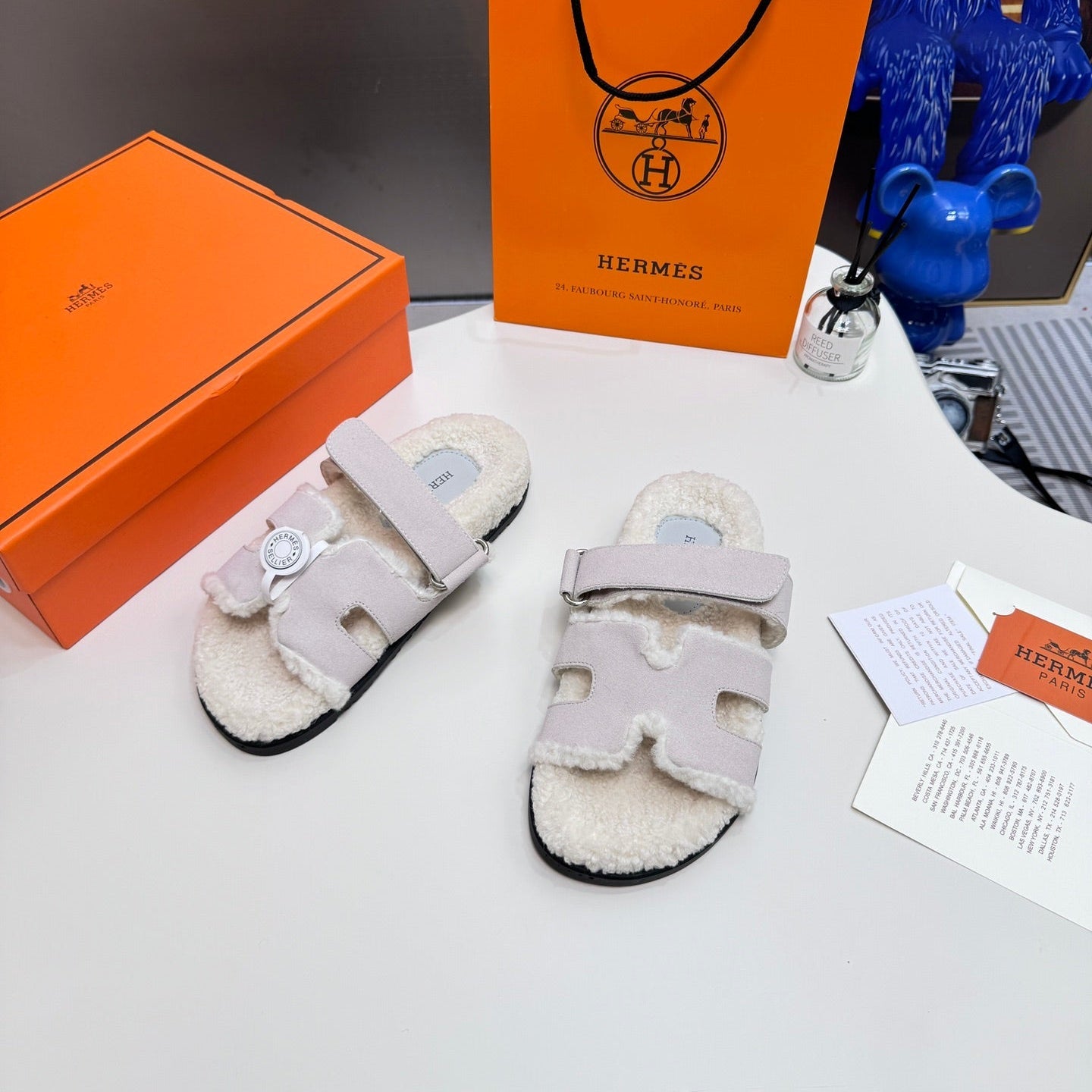 Stylish Velcro wool slippers