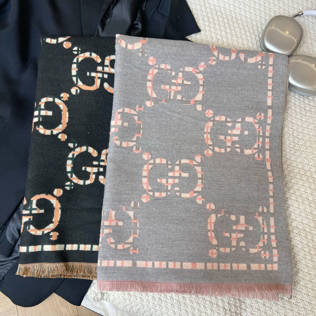 100% cashmere shawl scarf