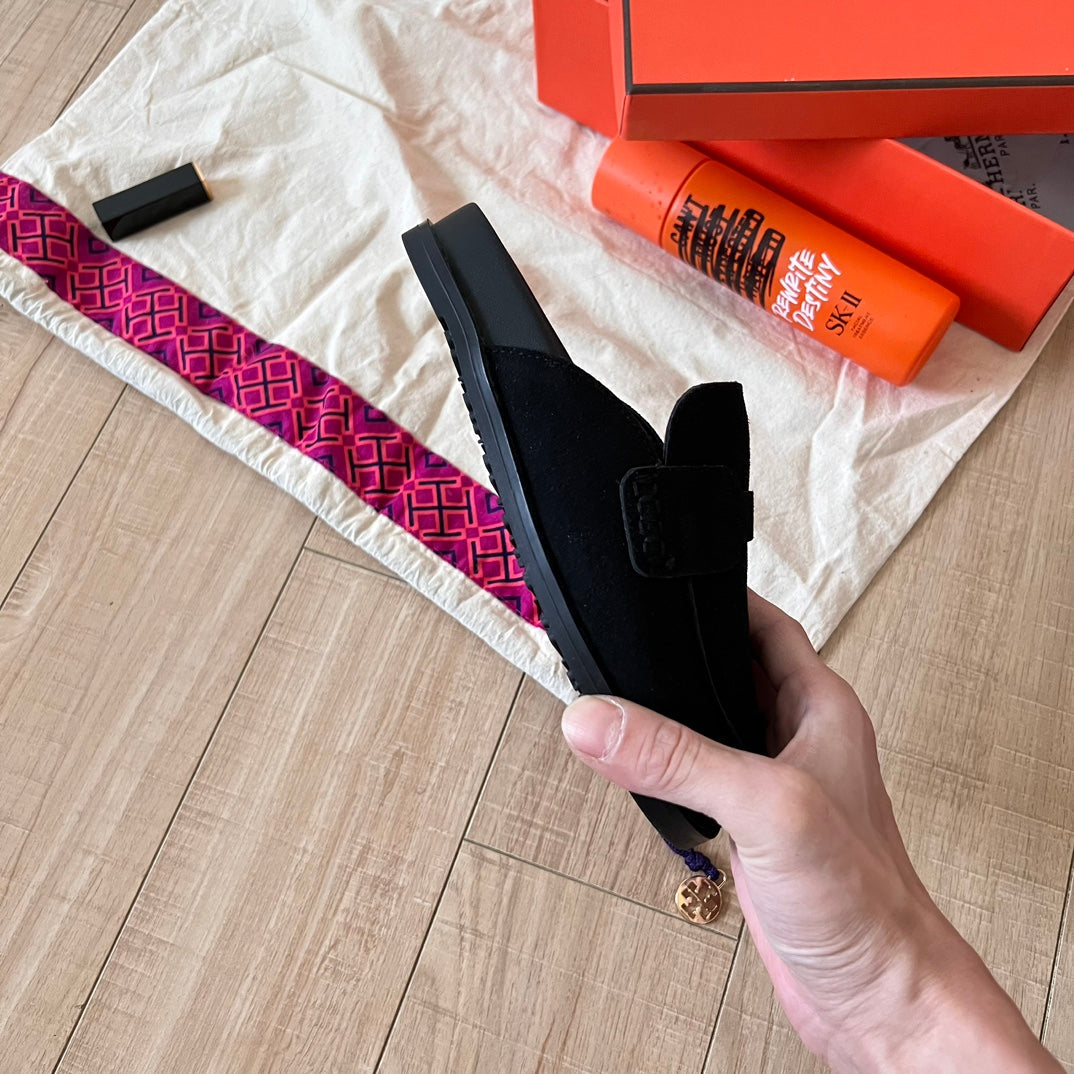 Classic suede half-covered shoes