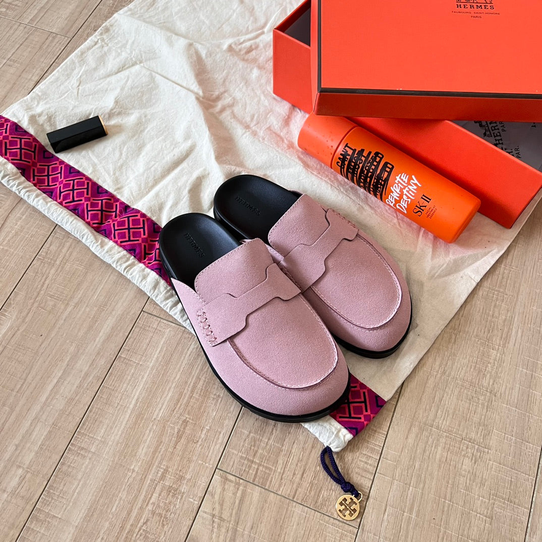 Classic suede half-covered shoes