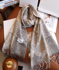 Classic 100% cashmere scarf（bargain price）