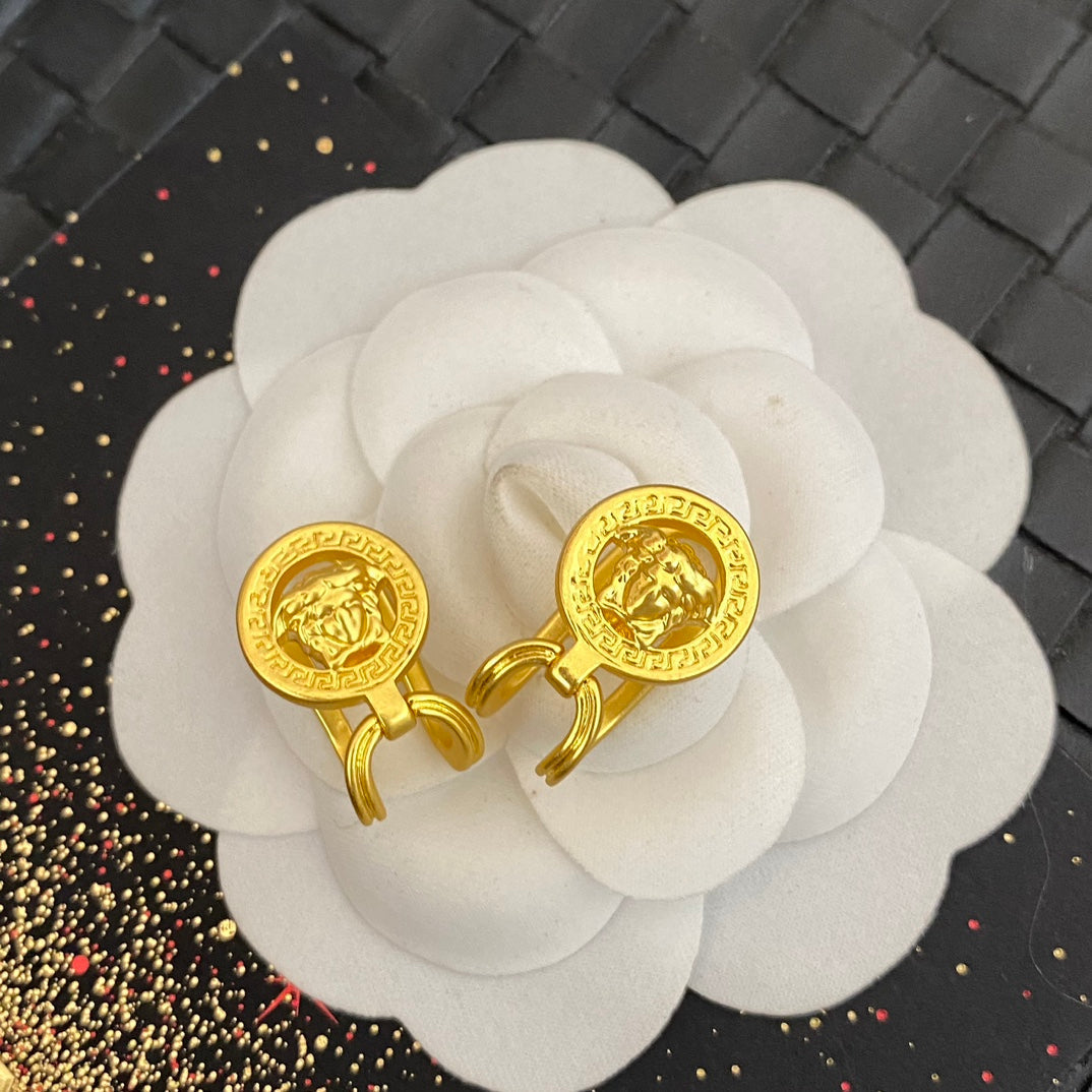 Personalized Avatar Hollow Earrings