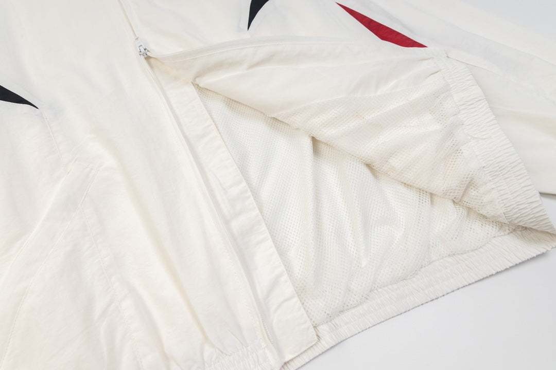 Waterproof nylon jacket