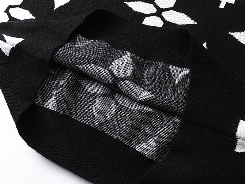Knitted embroidered cashmere sweatshirt
