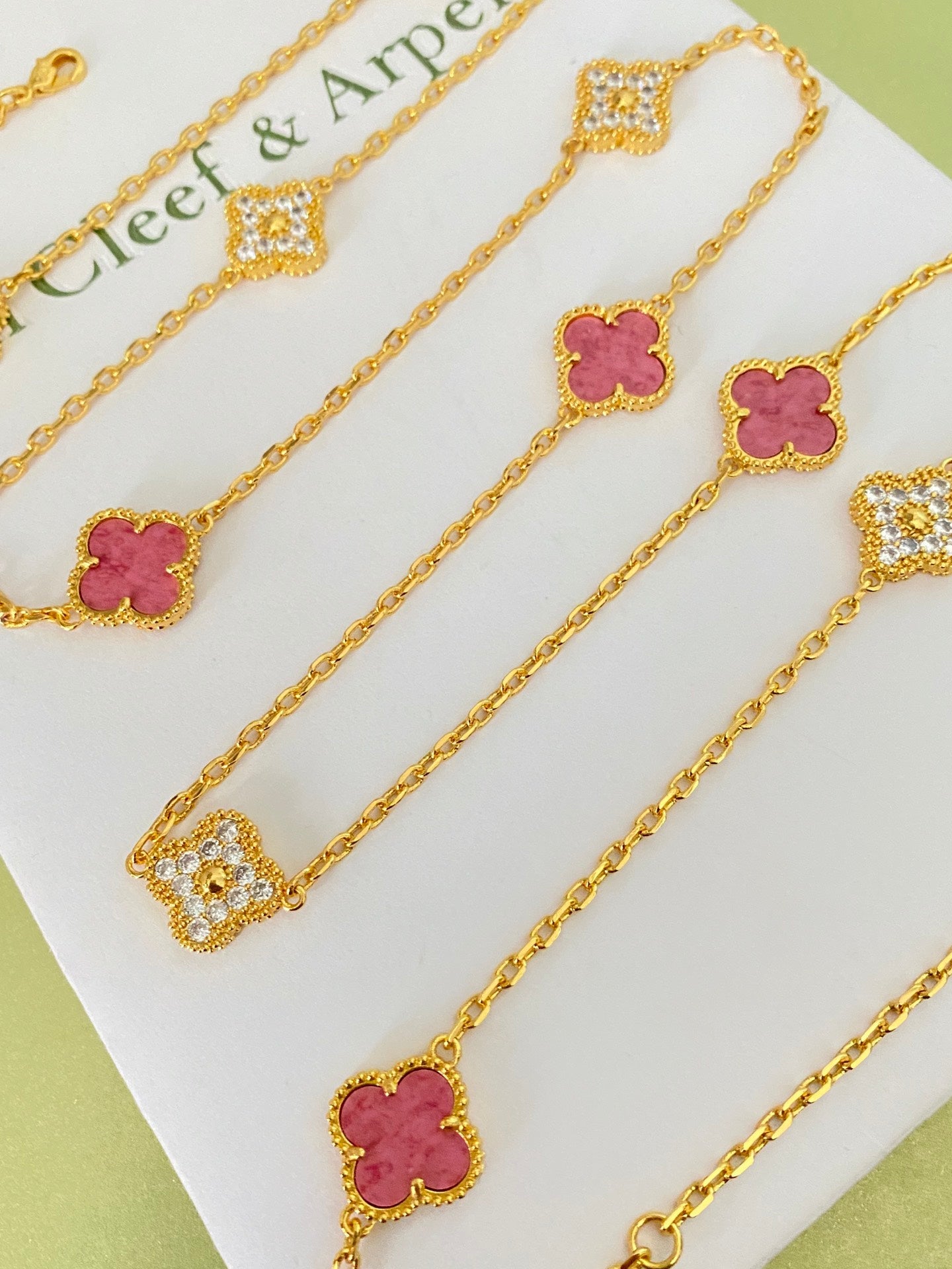 Four-leaf clover mother-of-pearl long necklace