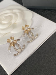Stylish Floral Diamond Earrings
