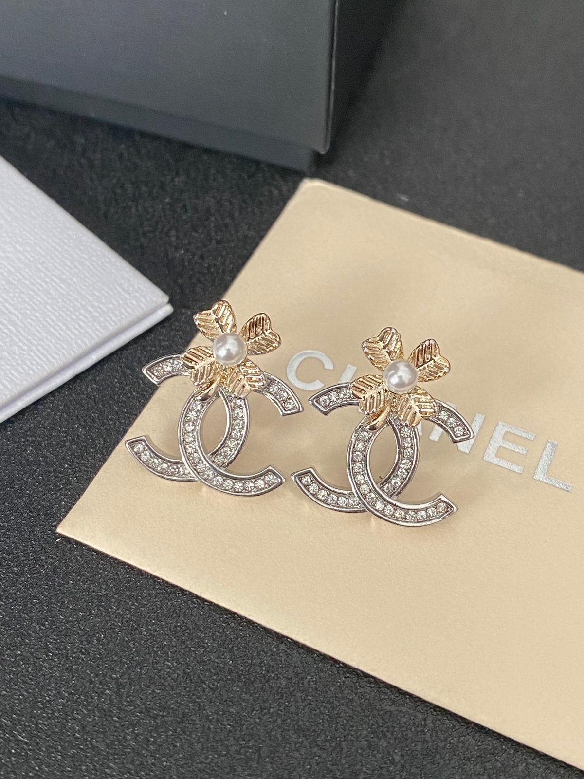 Stylish Floral Diamond Earrings