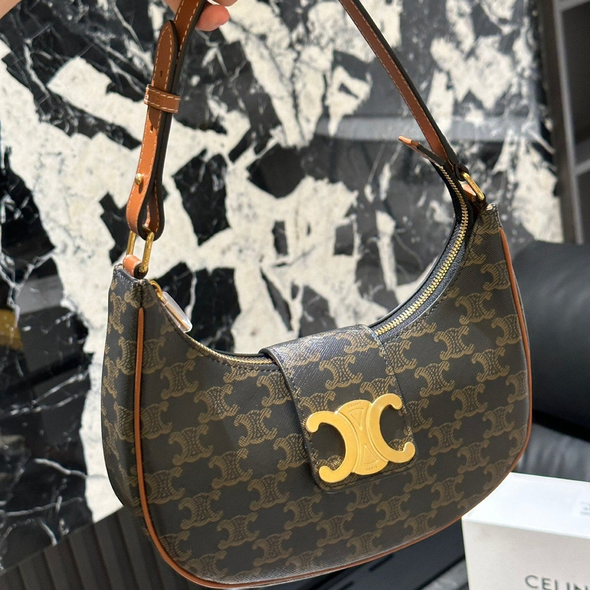 Vintage Arc de Triomphe Underarm Bag