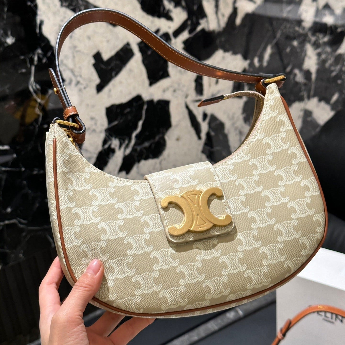 Vintage Arc de Triomphe Underarm Bag