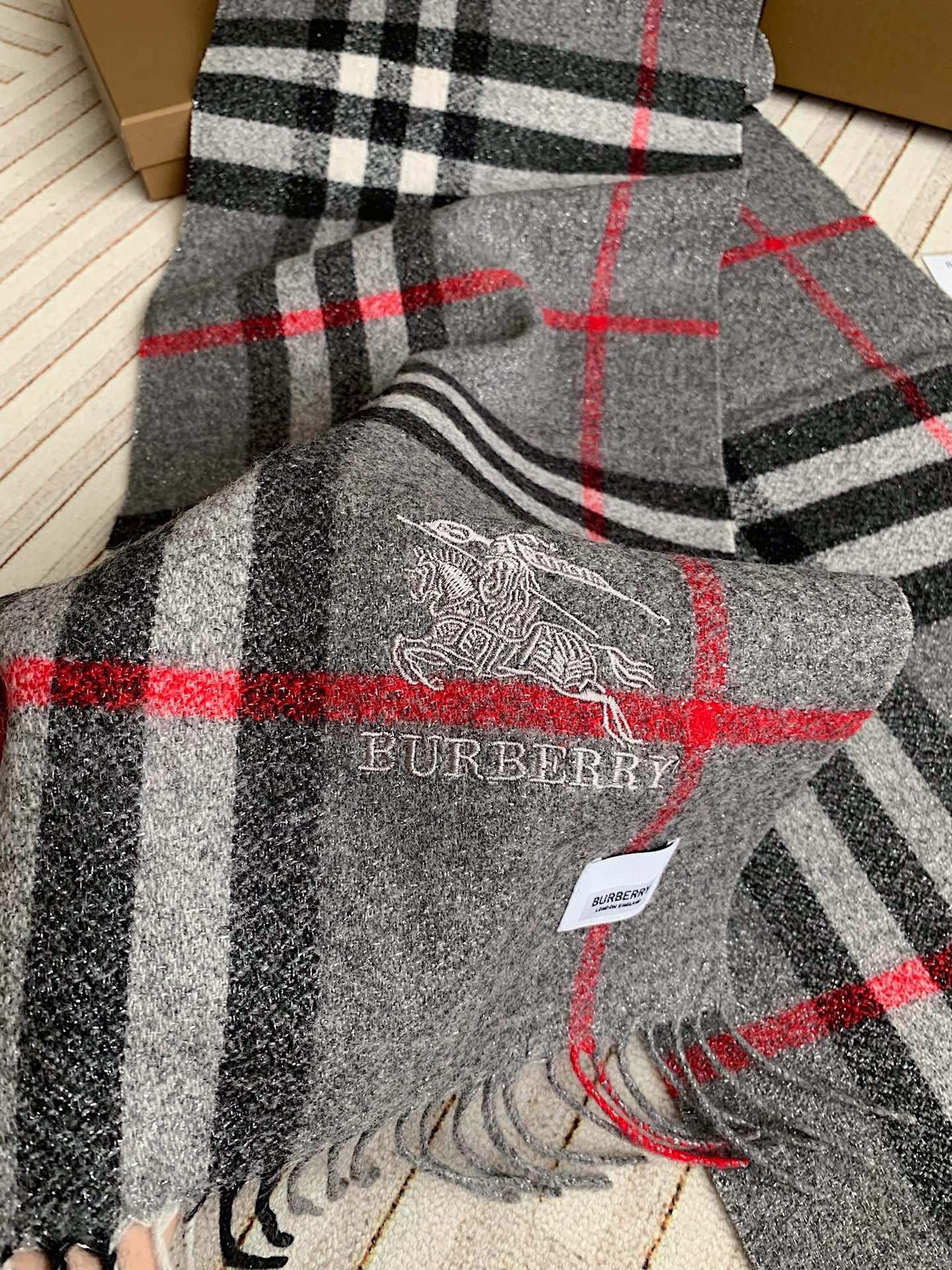 Classic Check 100% Cashmere Scarf
