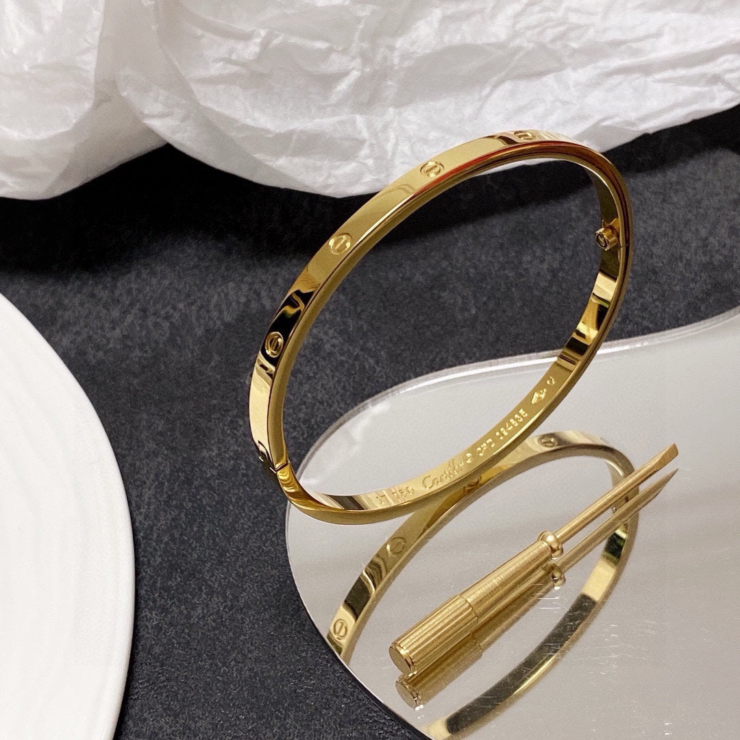 Classic love small model bracelet