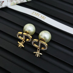 Letter-overlay Bee Pearl Earrings