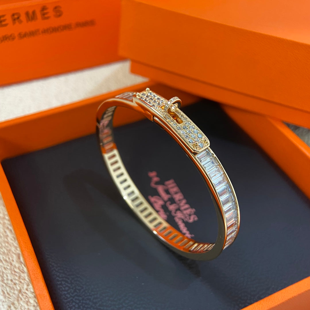 Fully diamond bracelet