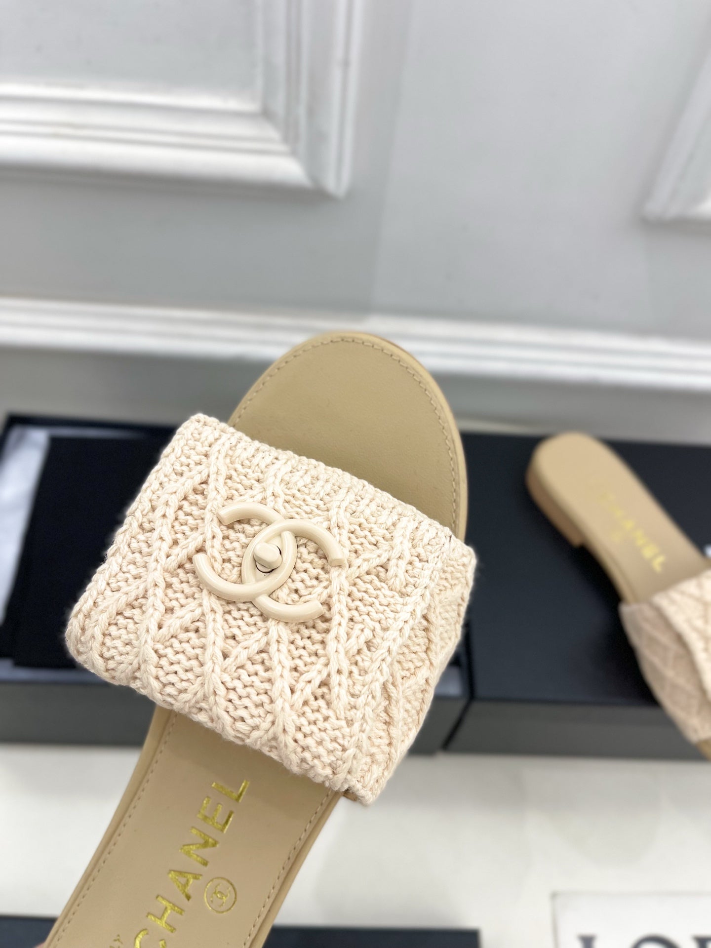 Wool knit covered leather slippers