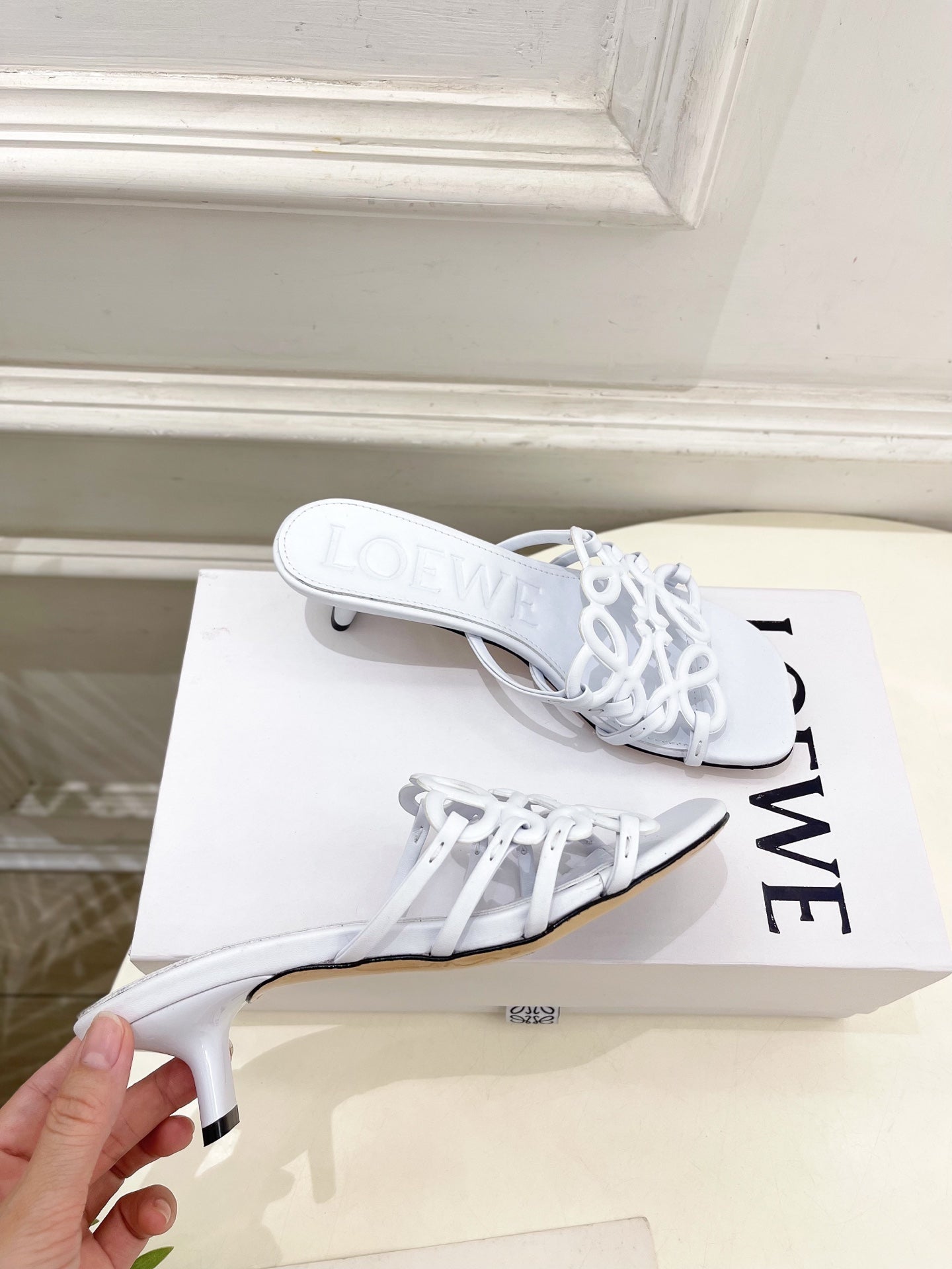 Hollow kitten heel sandals