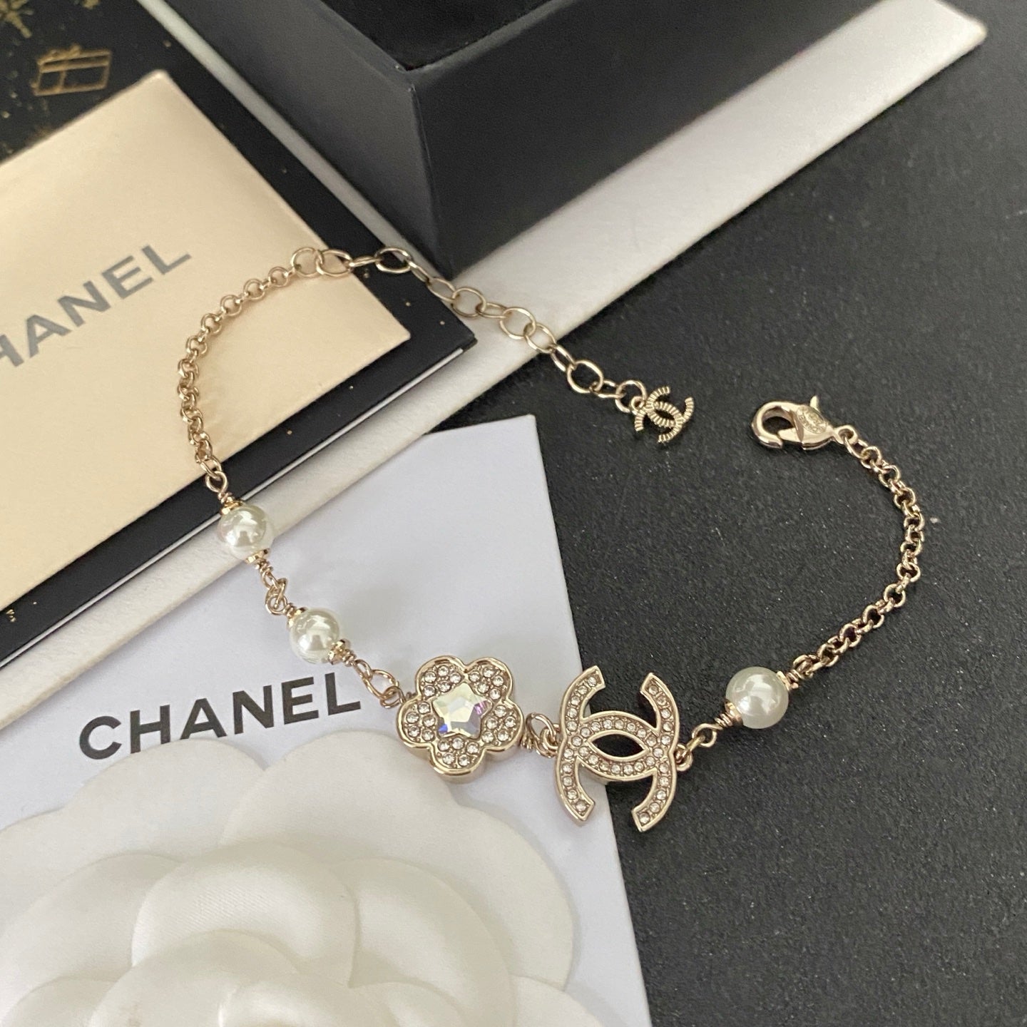 Flower Crystal Bracelet