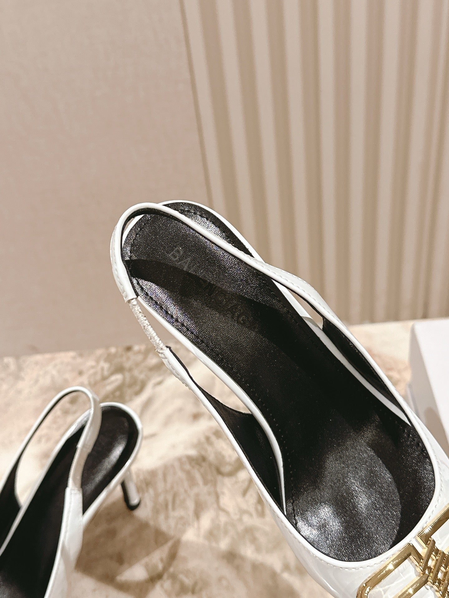 Patent leather rhinestone high-heeled sandals