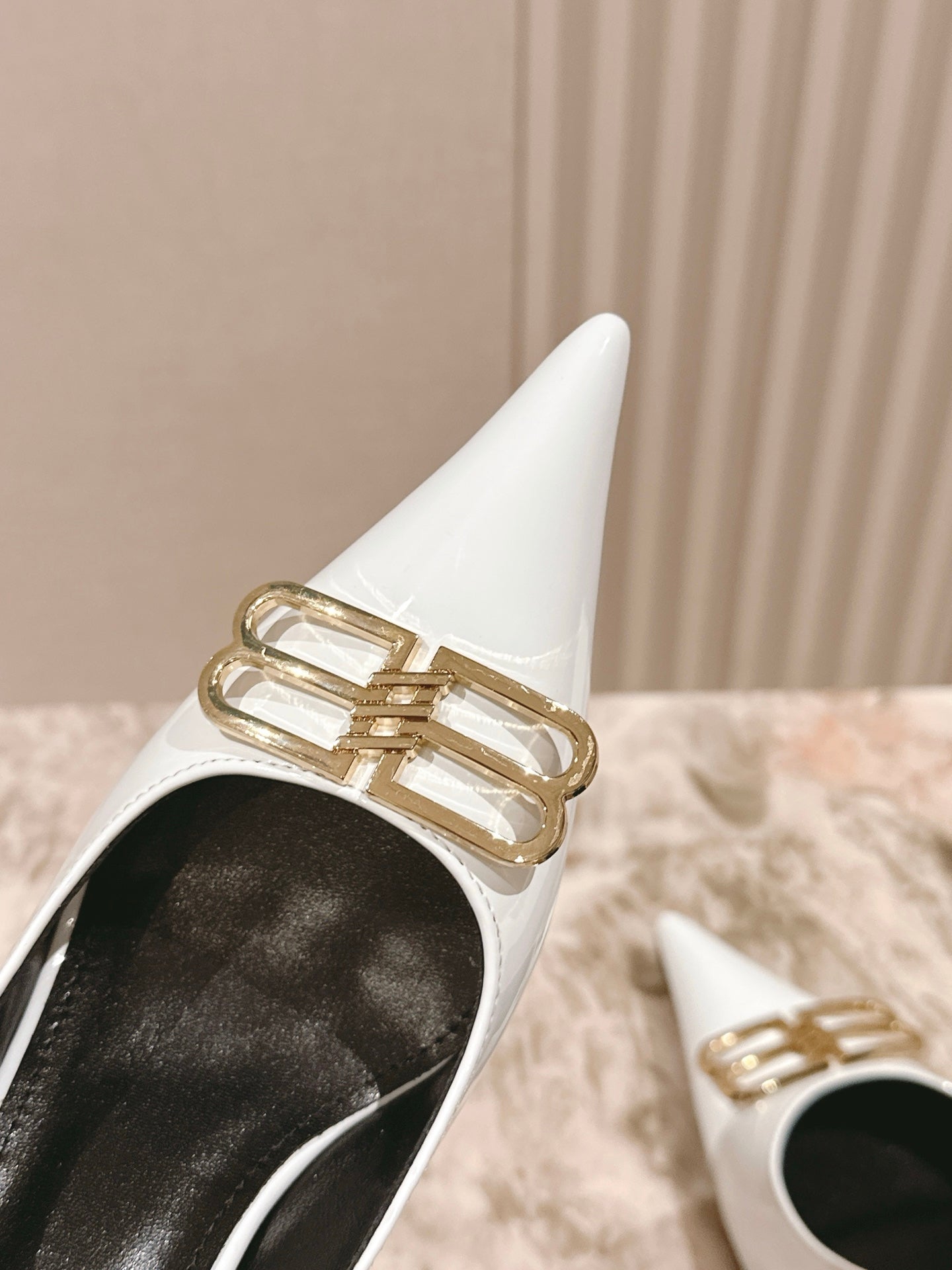 Patent leather rhinestone high-heeled sandals