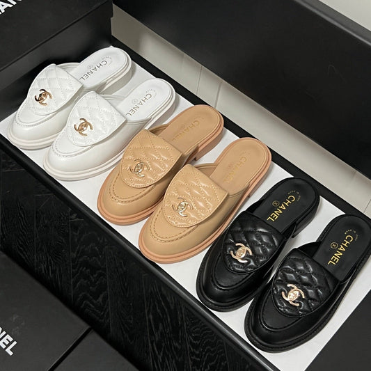 Stylish Argyle half-covered leather shoes